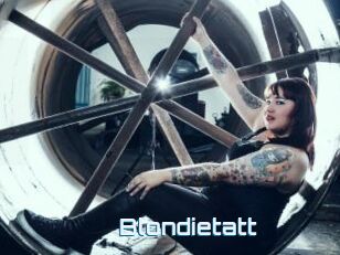 Blondietatt