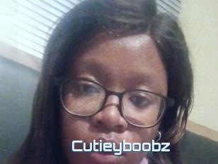 Cutieyboobz