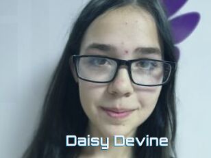Daisy_Devine