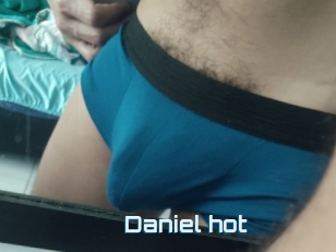 Daniel_hot