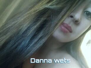 Danna_wets