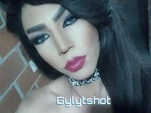 Gyly_ts_hot