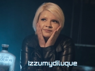 Izzumydiluque