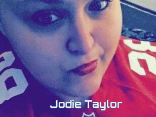 Jodie_Taylor