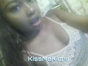 KissMeKiona
