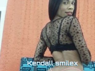Kendall_smilex