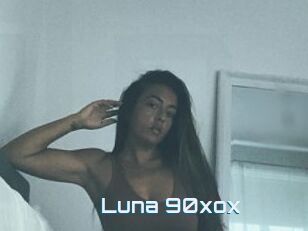 Luna_90xox