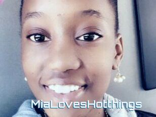 MiaLovesHotthings