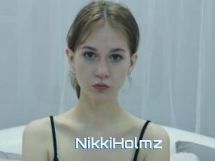NikkiHolmz