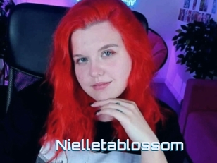 Nielletablossom