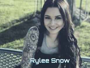 Rylee_Snow