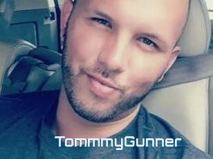 TommmyGunner
