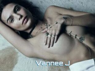 Vannee_J