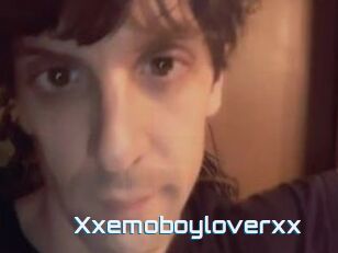 Xxemoboyloverxx