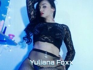 Yuliana_Foxx